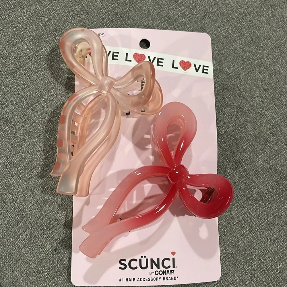 Scünci Valentines Day Hair Accessories perfect for a basket total of 8
